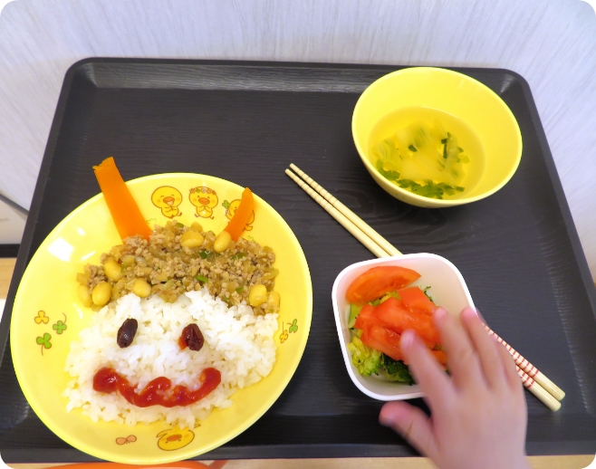 クマノミ保育園の給食